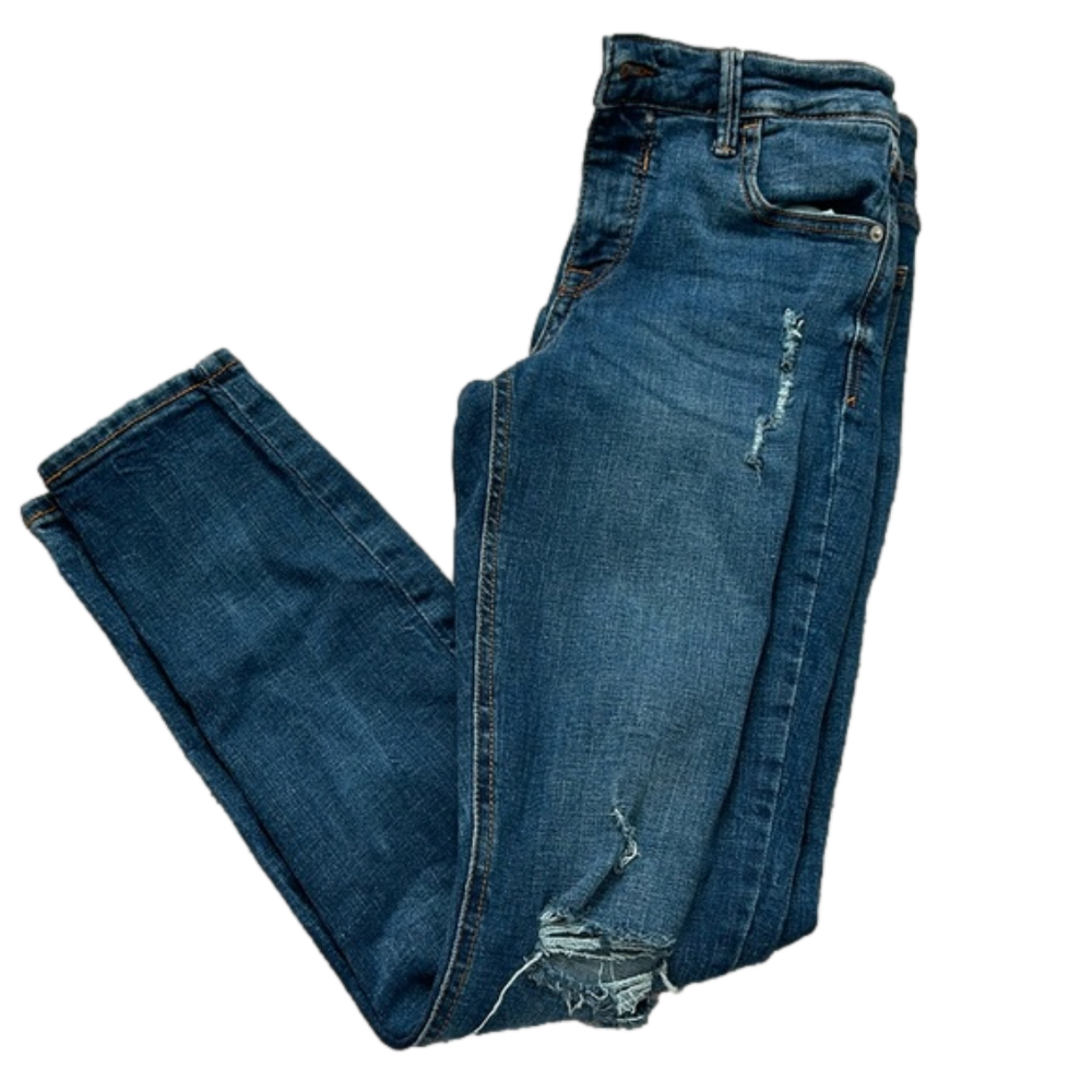 Old Navy Mid-Rise Rockstar Jeans • Women Size 6